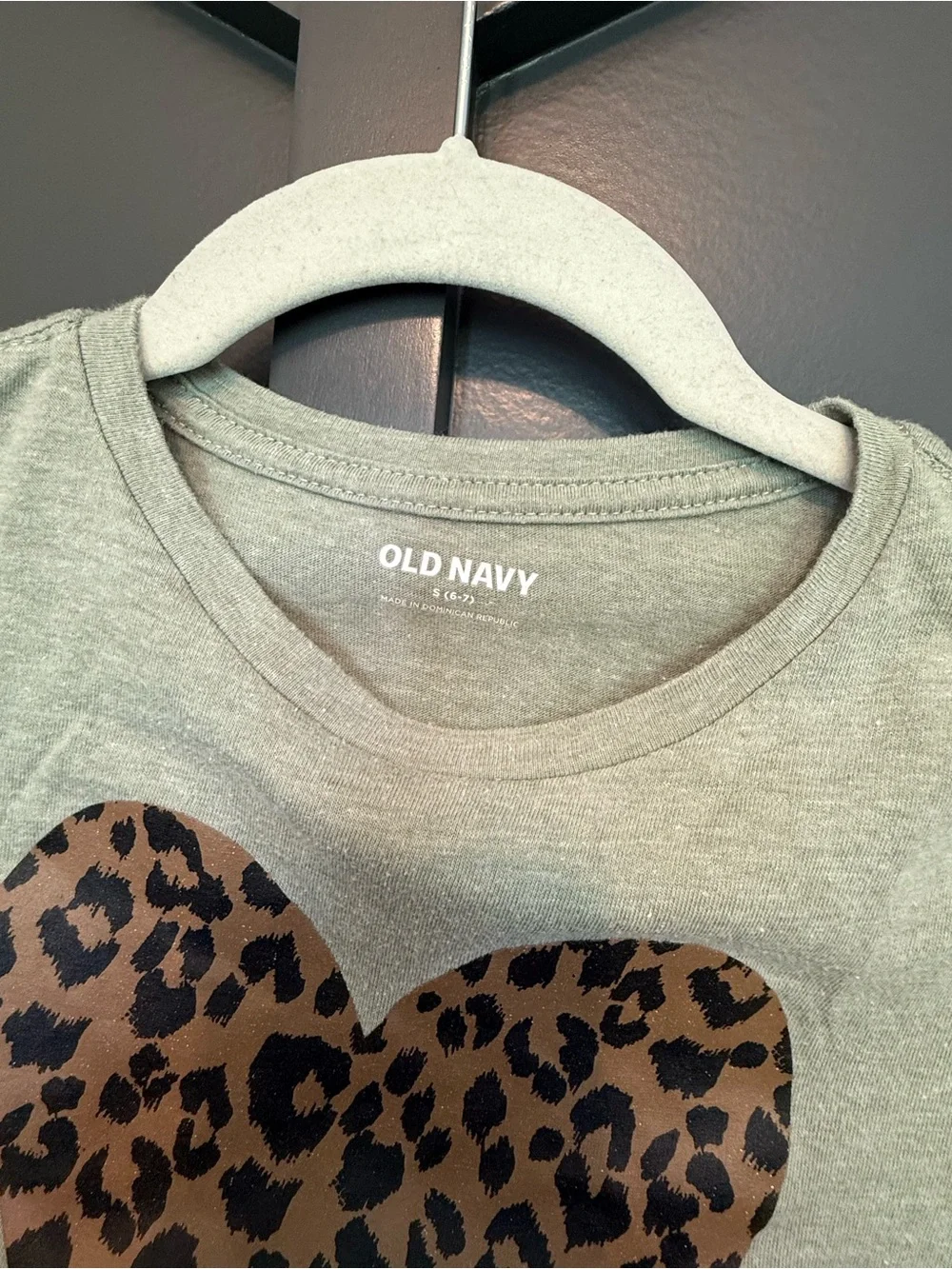 Old Navy Light Green Short-Sleeve Tee with Leopard Heart